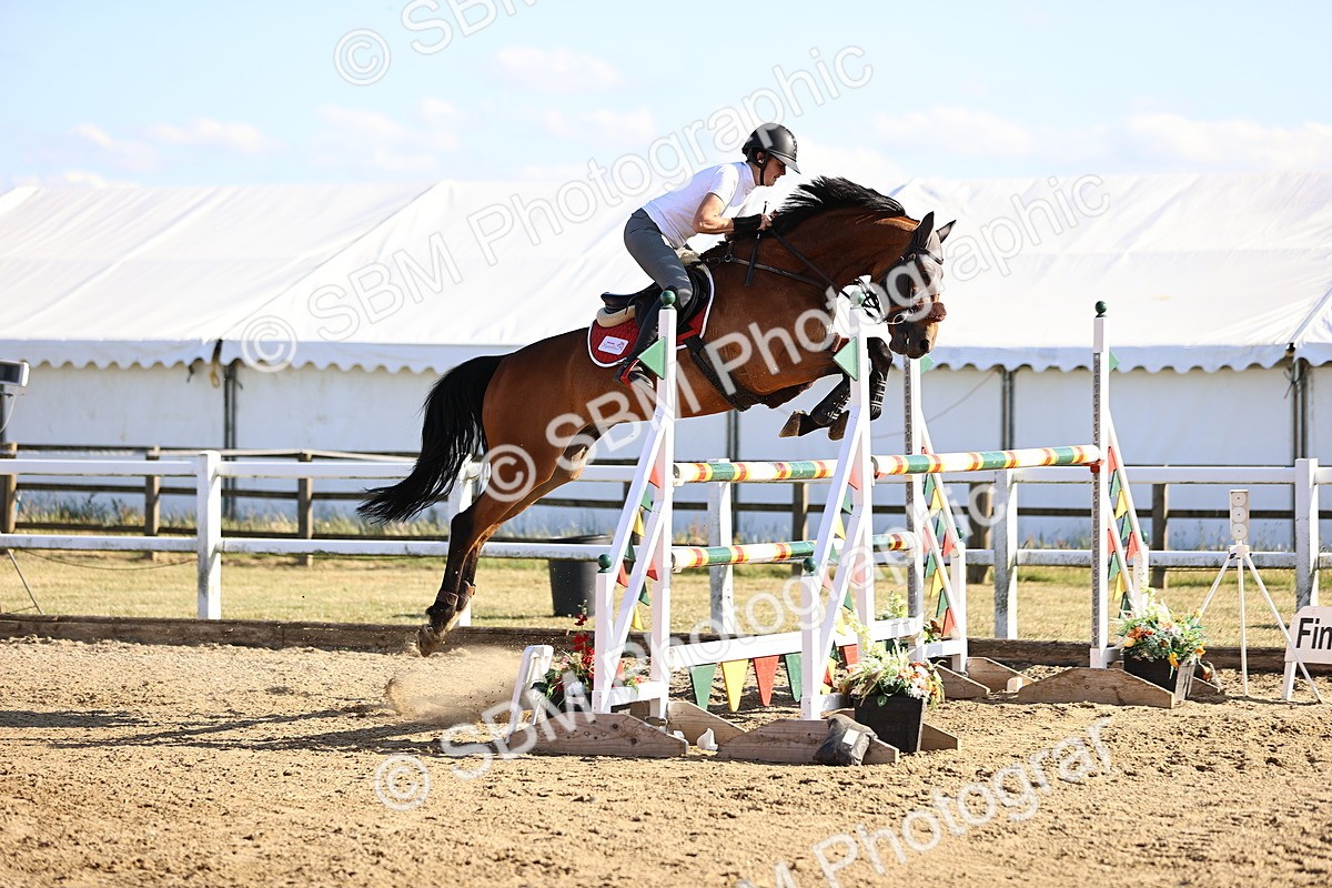 SBM_015913 - Class 18 - Senior 1.35m Open