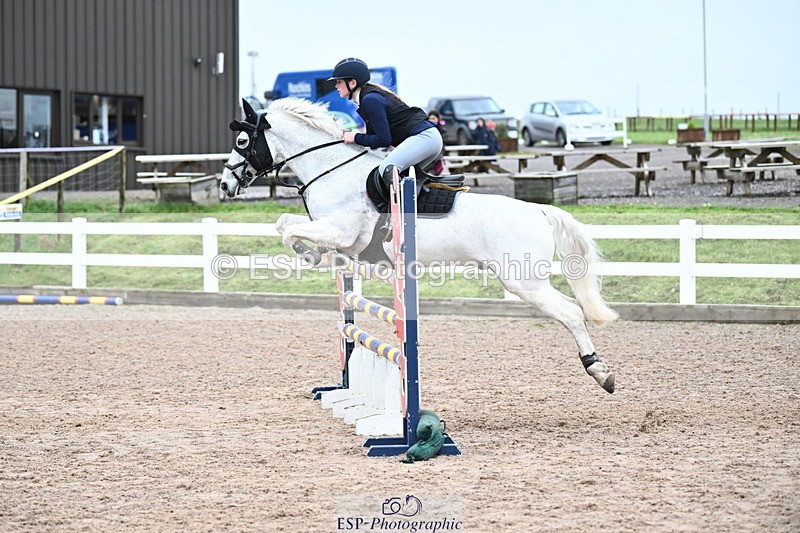 231118A-140547-03272 - Cls 9 Foxhunter & 1.10m Open