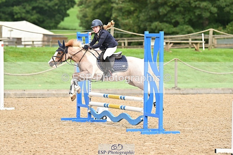 230930-094520-00101 - Cls 1 Pony Intro 70cm