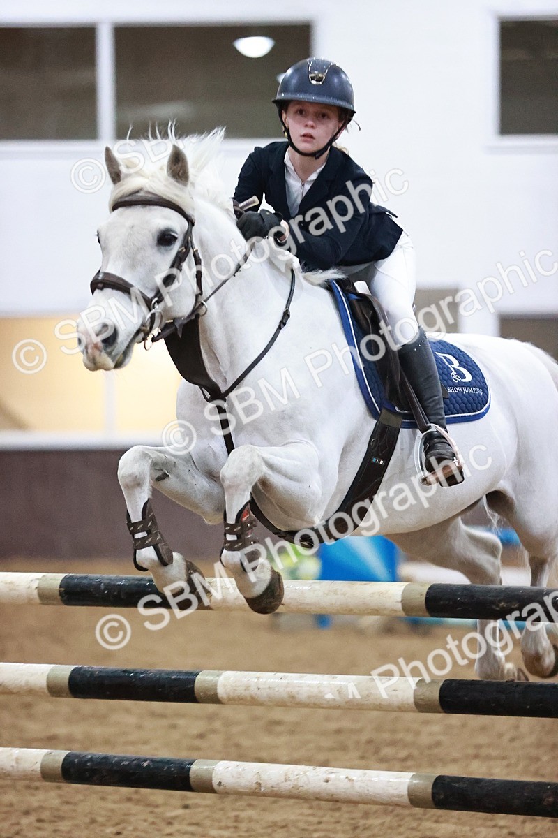 SBM_003120 - Class 13 - Blue Chip Pony Newcomers 1.00m