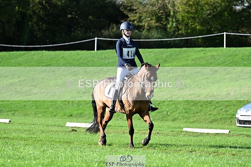 241025-102511-06018 - 450-Erin.Dovey-MONEYHILLS.PAGEANT