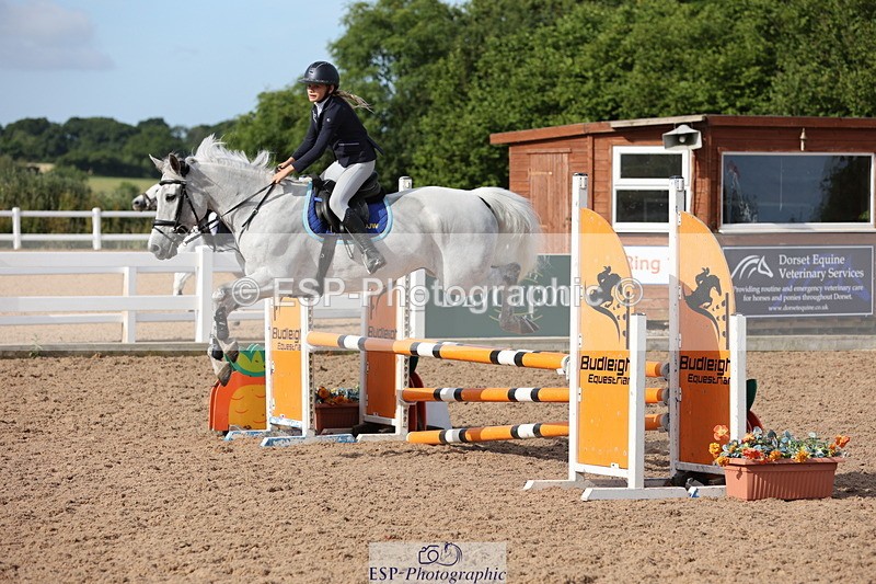 240629A-084123-02663 - Cls 16 British Novice and 80cm Open