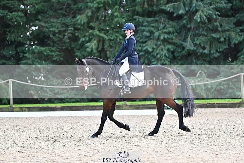 241023-163643-00984 - 018-Alice.Robinson-DERRYS.DIAMOND.CAVALIER