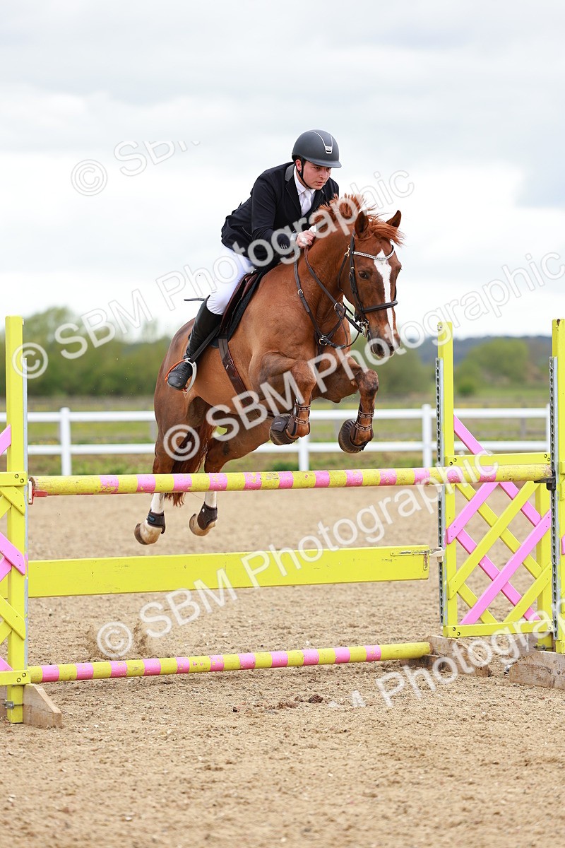 SBM_002625 - Class 11 - Senior Foxhunter - 1.20m