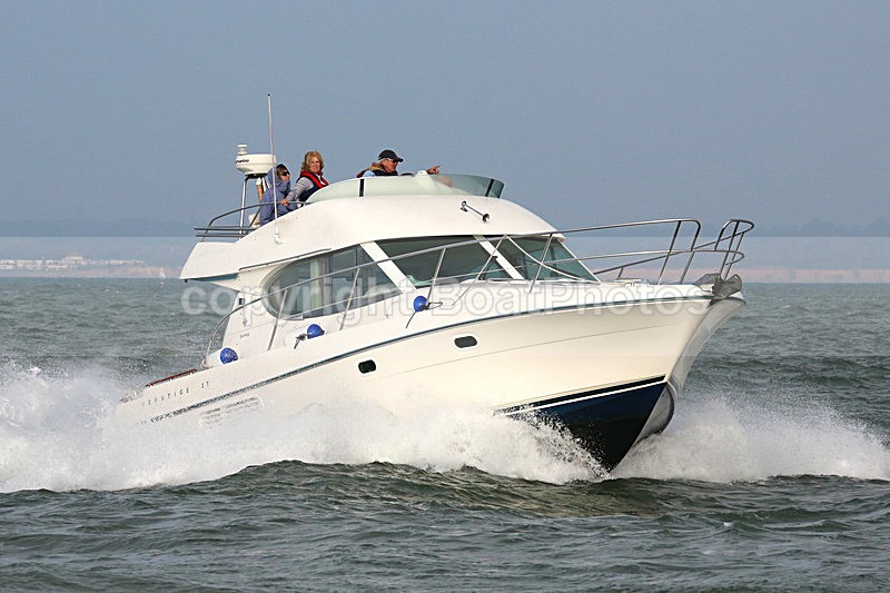 151031 DELFINO - JEANNEAU PRESTIGE WT7A5643 - Flybridge Cruisers