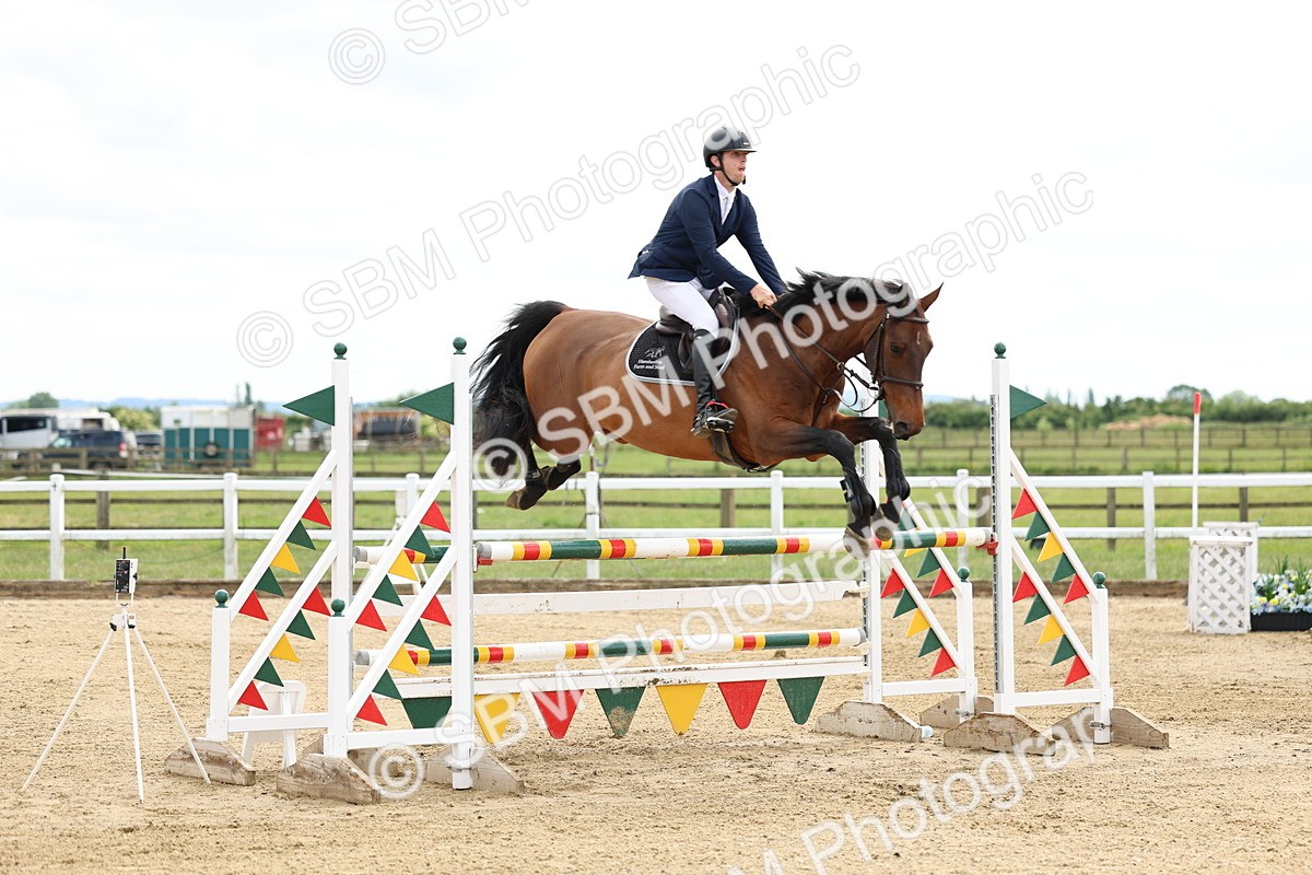 SBM_005961 - Class 19 - Senior Newcomers - 1.10m