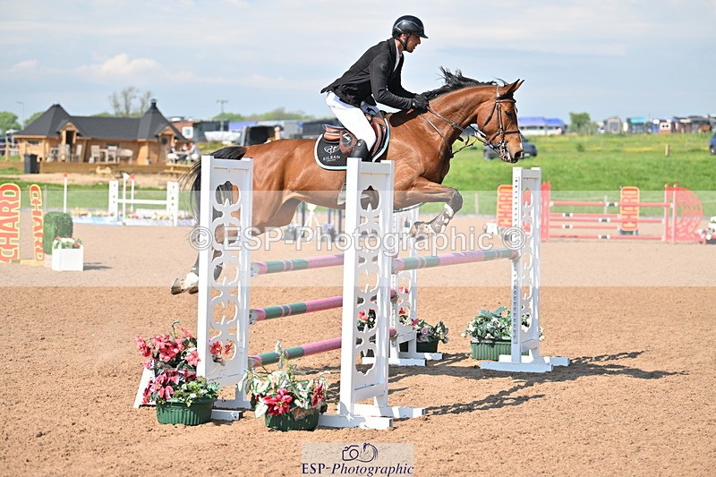 240512A-160916-19715 - Cls 51 Foxhunter