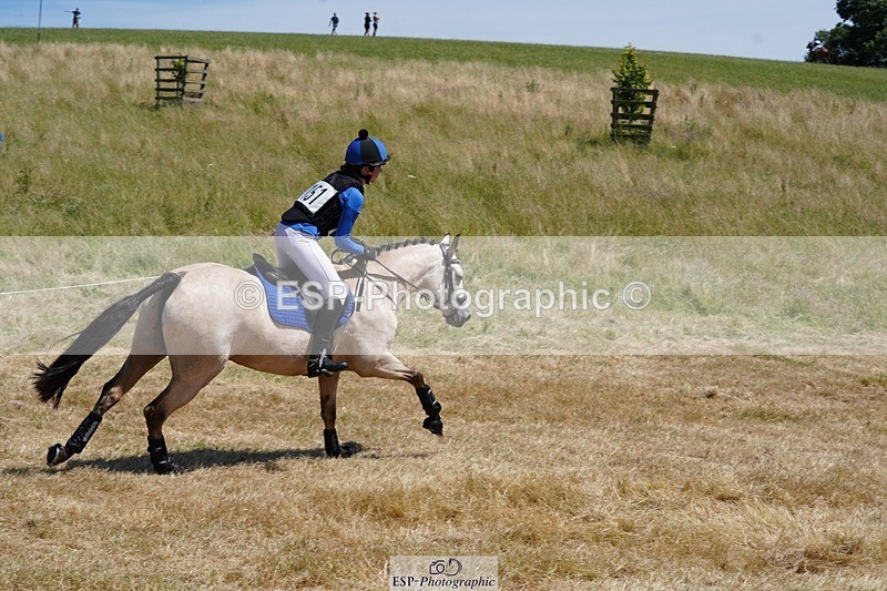 240629X-132646-2902 - 151-Issy_Baldock-CREGGS_DUN