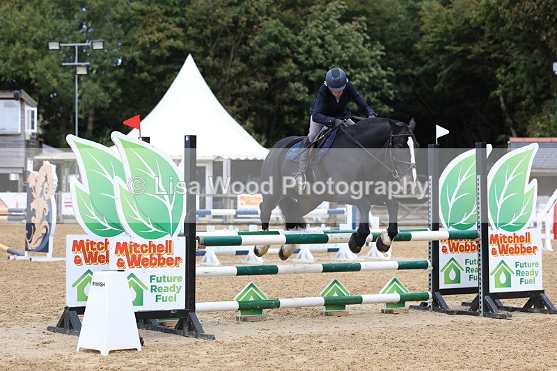 3E7A9614 - Class 10: Senior 95cm open