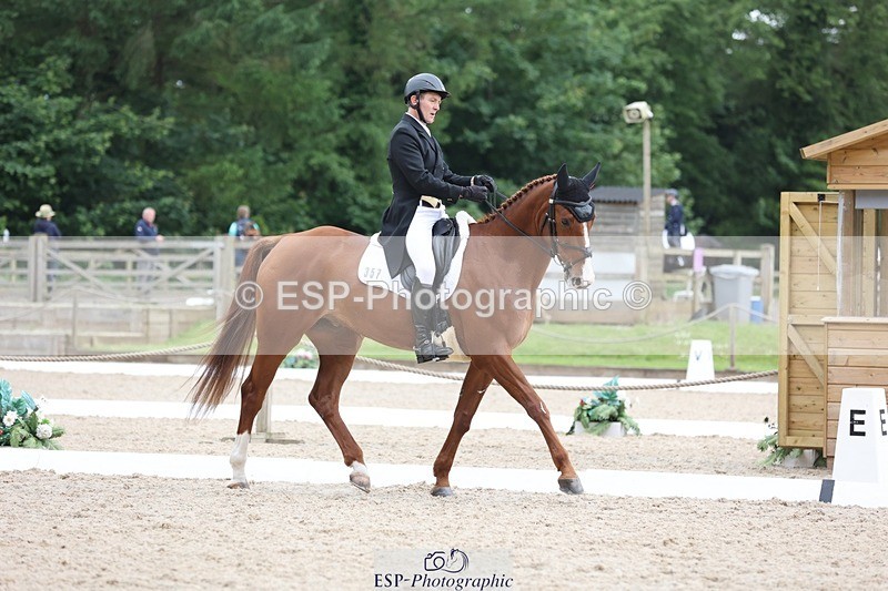 240524-132157-08796 - 357-OUGHTERARD_QUALITY-John_Westmore