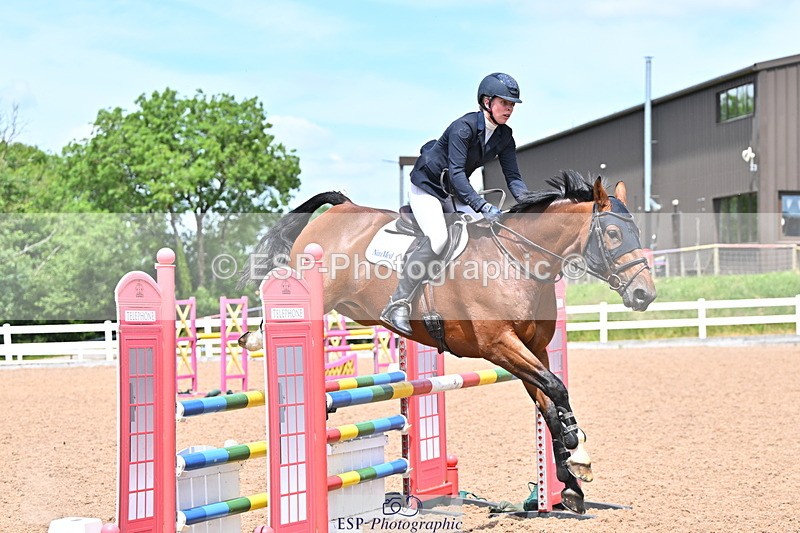 240619A-134549-00329 - Cls 3 Snr 1.05m Open