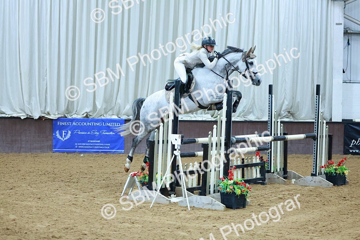 SBM_007240 - Class 19 - Senior Newcomers 1.10m