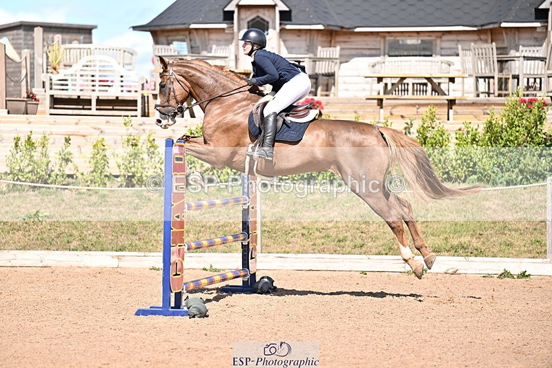 250827B-131500-00505 - Cls 4 Snr Newcomers 1.10m