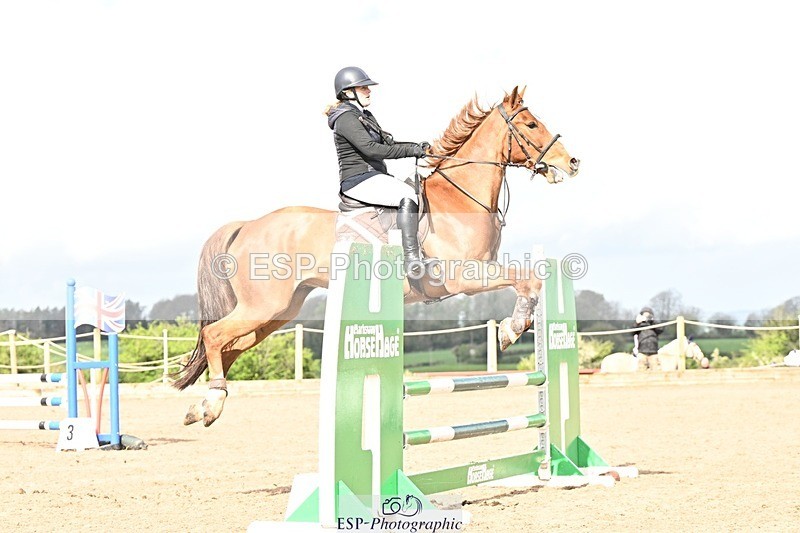 250416-101450-00253 - Cls 1 British Novice and 90cm