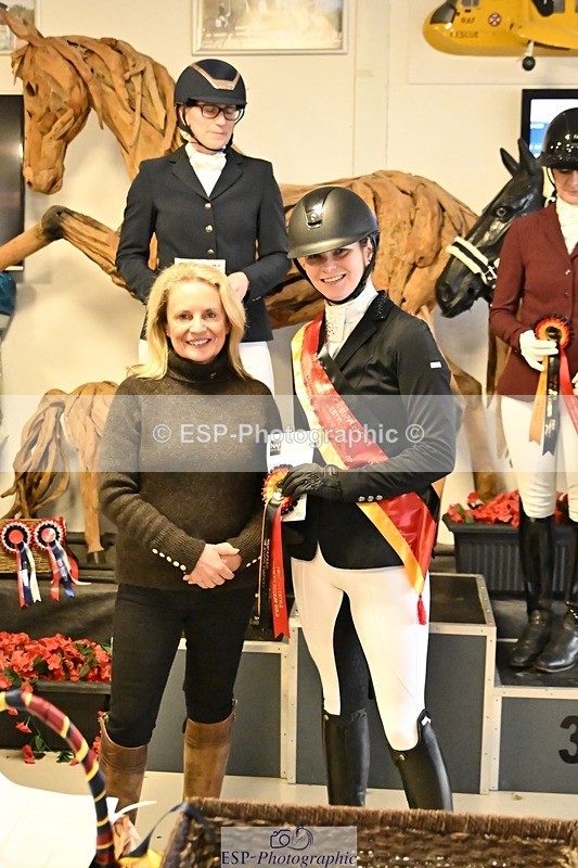 250216-125708-05525 - FS Adv Medium Gold Presentations