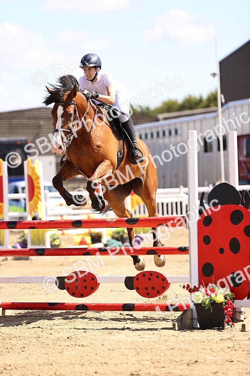 SBM_014880 - Class 15 - Senior Newcomers - 1.10m Open
