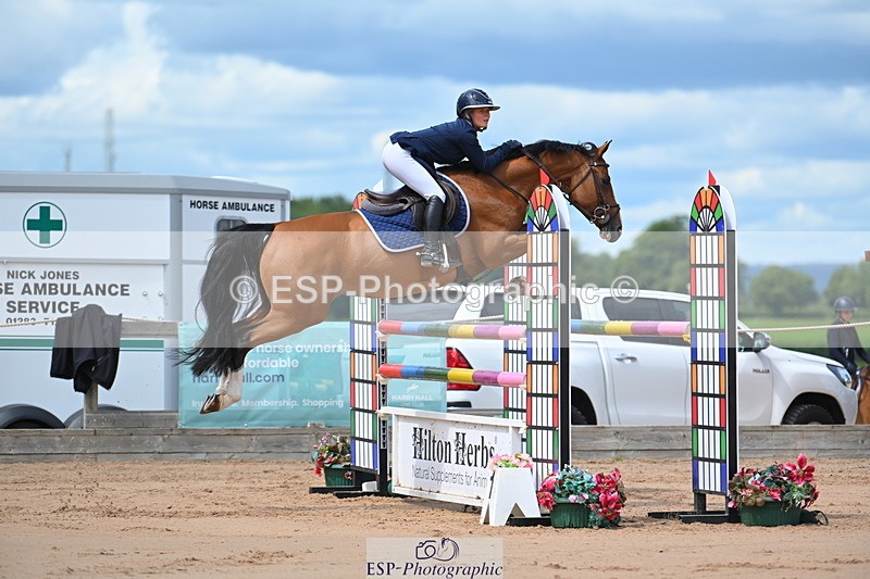 230721A-123205-06175 - Cls 34, 7 Yr Olds 1.30m