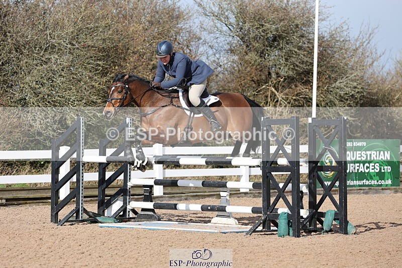 240223A-113747-00908 - Cls 4 Snr 1.05m Open