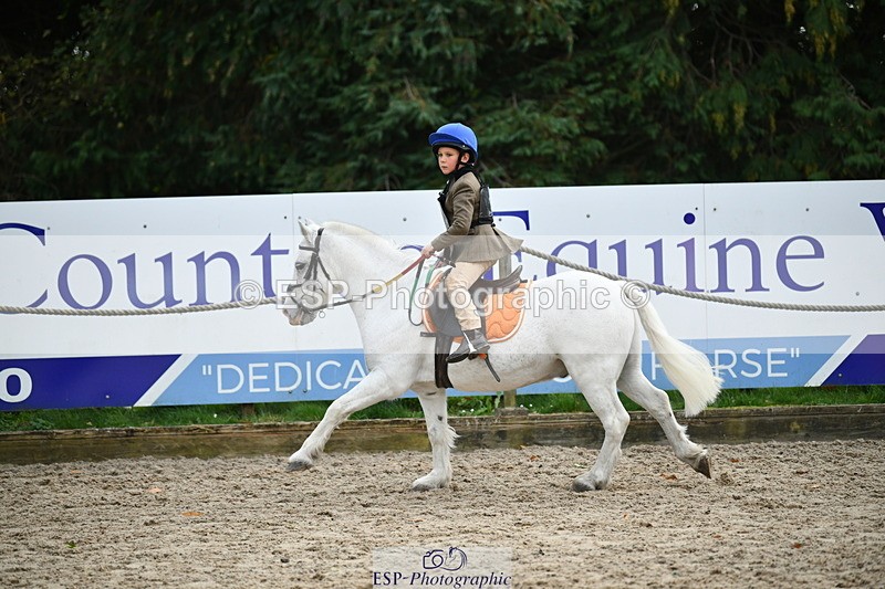 251004A-150511-01658 - Classes 8 & 9 70cm