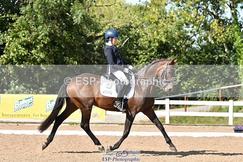 250906-153106-04322 - 114-Kate.McGeeM.Obarma