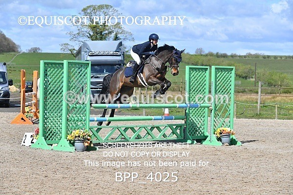 BPP_4025 - CLASS 5 FRI Senior 1.05m Open