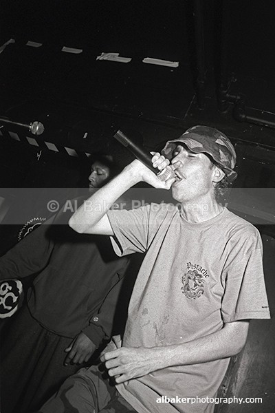 03 - Friends-&-Family @ the-roadhouse 02.10.04