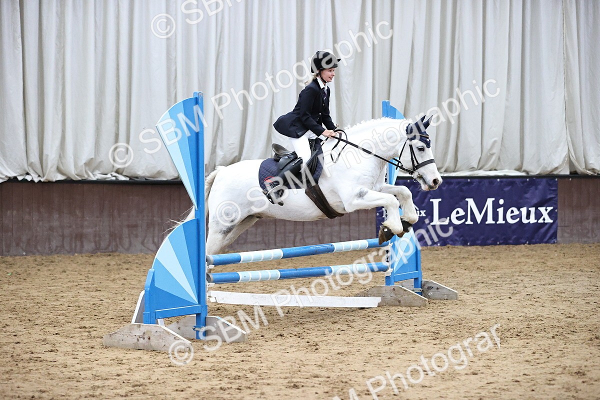 SBM_001407 - Class 5 - Henlow Veterinary Hospital 70cm