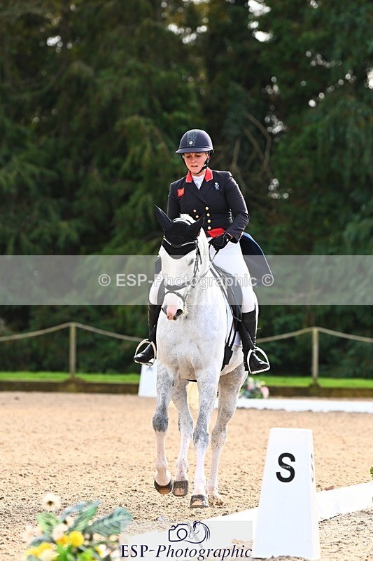 231021-140806-18643 - 250-COOLEY.COUTURE-Gemma.Stevens-DR