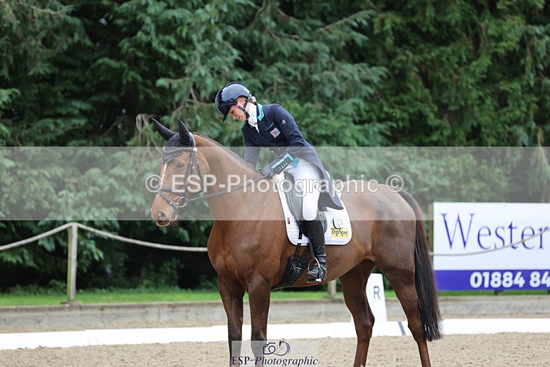 241024-142112-04065 - 221-Ivy.Fisher-BALIEF.DE.REVE