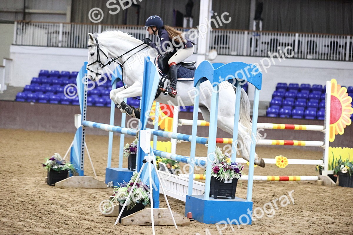 SBM_005479 - Class 17 - Senior Newcomers 1.10m
