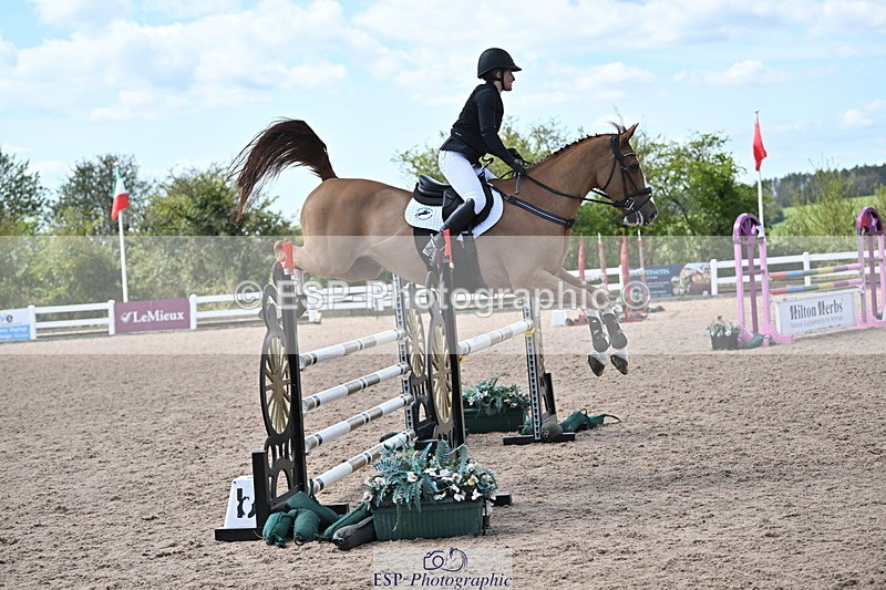 240418A-135211-03629 - Cls 13, 1 Star Bronze Tour 1.10m