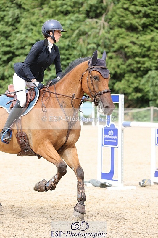240711-161100-29346 - Cls 124 Foxhunter