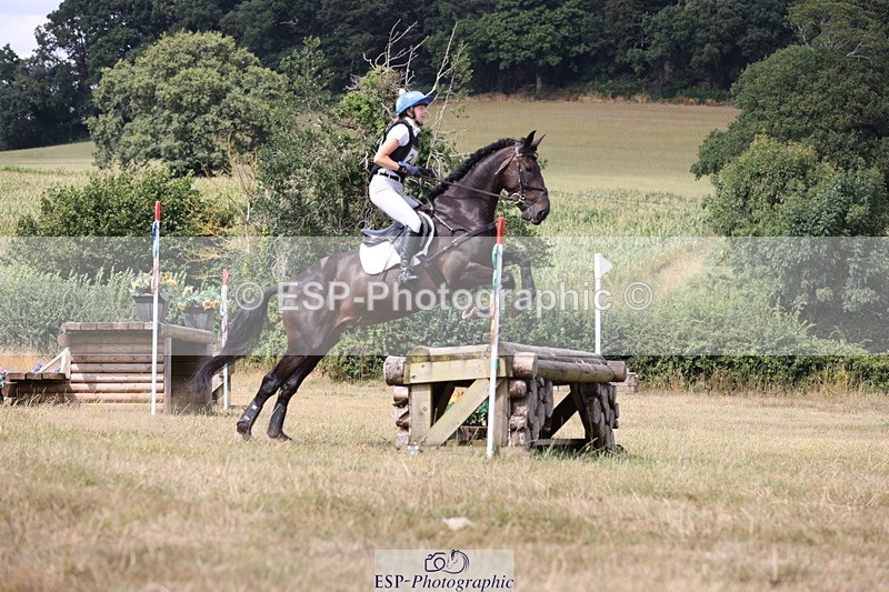 250802A-145946-05186 - F-266-Lorna.Peaster-CASTLE.HOWARD.SPRITE