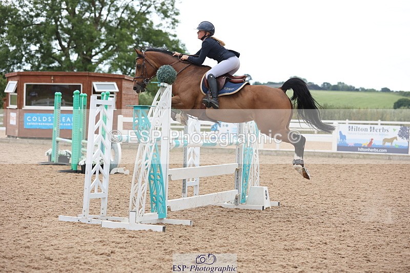 240630A-154946-14910 - Cls 33 Foxhunter and 1.10m Open