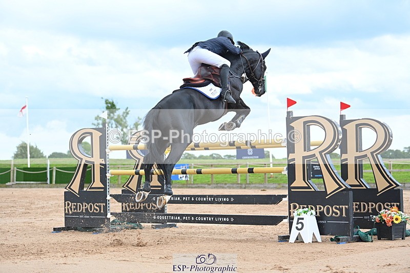 230721A-155035-07454 - Cls 10, 2 Star Big 1.45m Start to break