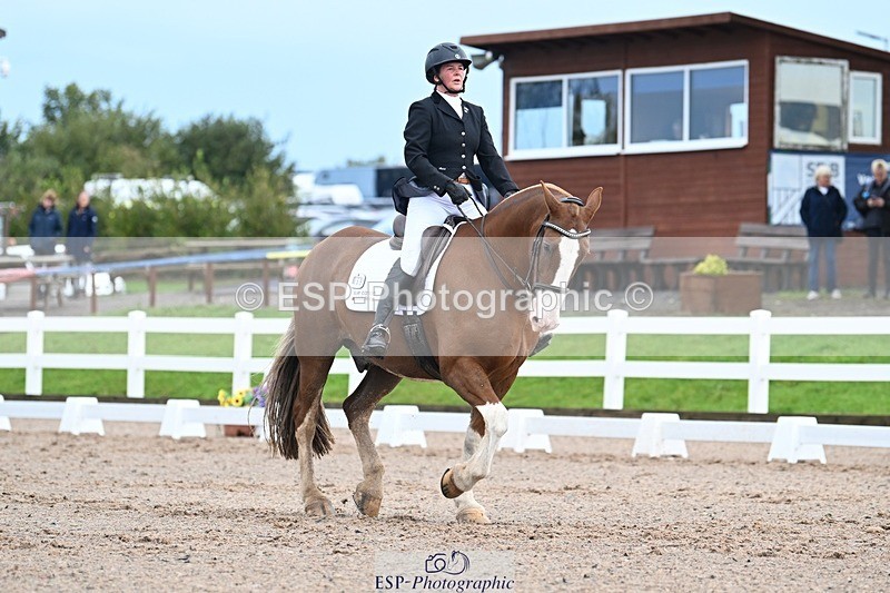 250907-110848-07128 - 069-Kirsty.ClackworthyStitch