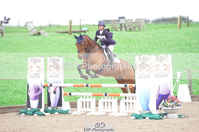 230924A-120522-04707 - 100 SJ 12.00 to End