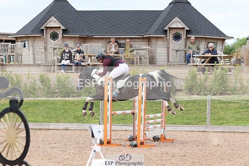 250525-150933-08773 - Cls 31 Snr 90cm Derby