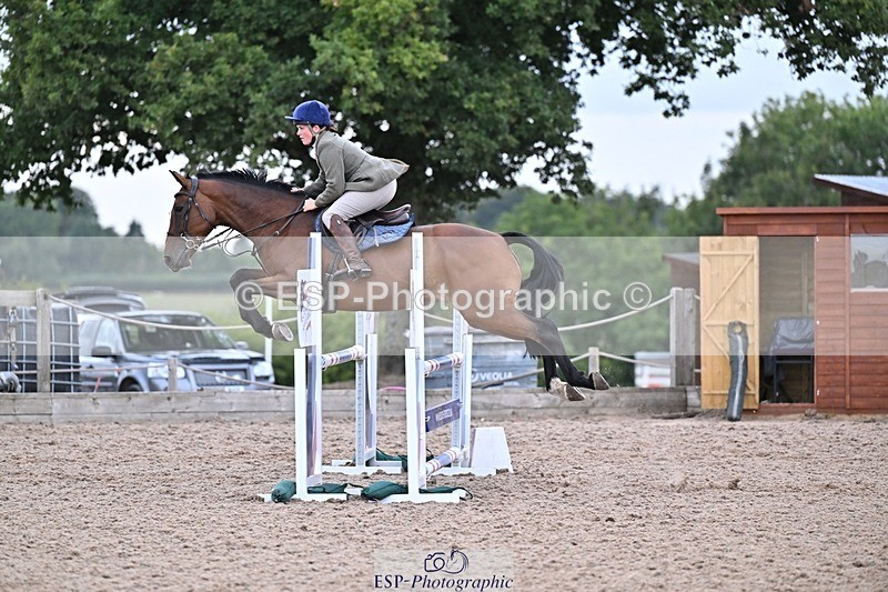 250826-191119-01368 - 1m