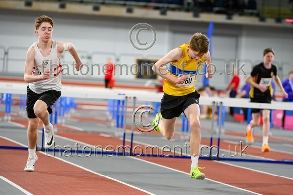 Age26SAT-926482 - Track Male Set One