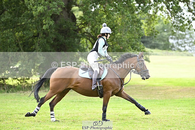 240825X-171608-37700 - 80cm XC 16.30 to 17.30