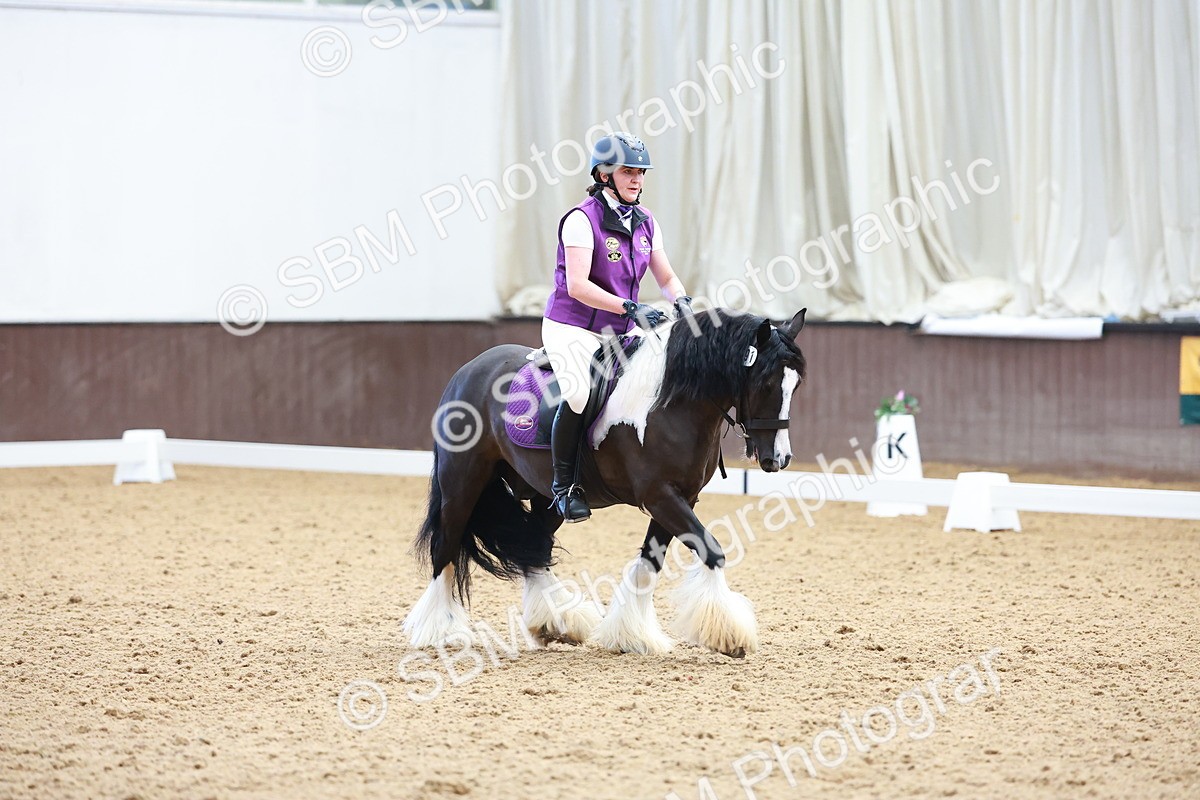 SBM_003275 - Novice 4 - Warm Up