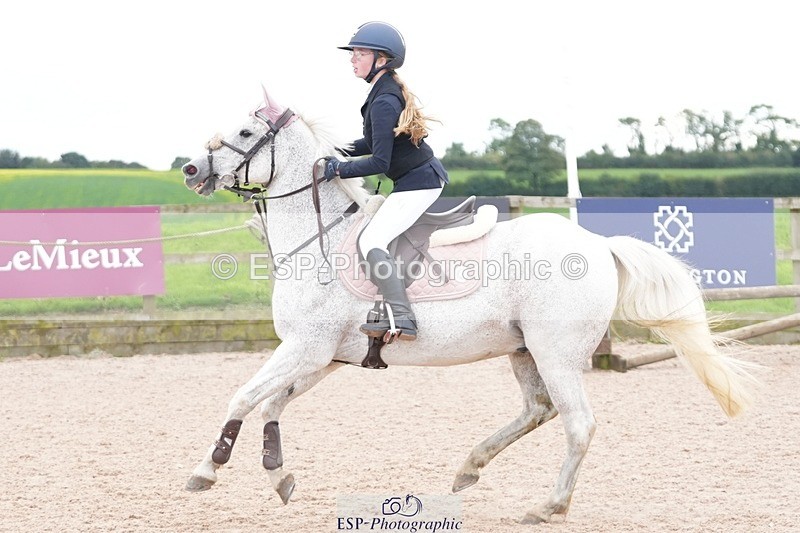 250921-145405-03744 - Cls 20 Pony 80cm Derby