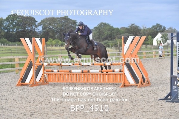 BPP_4910 - CLASS 4 Senior BritiNovice/ 90cm Open