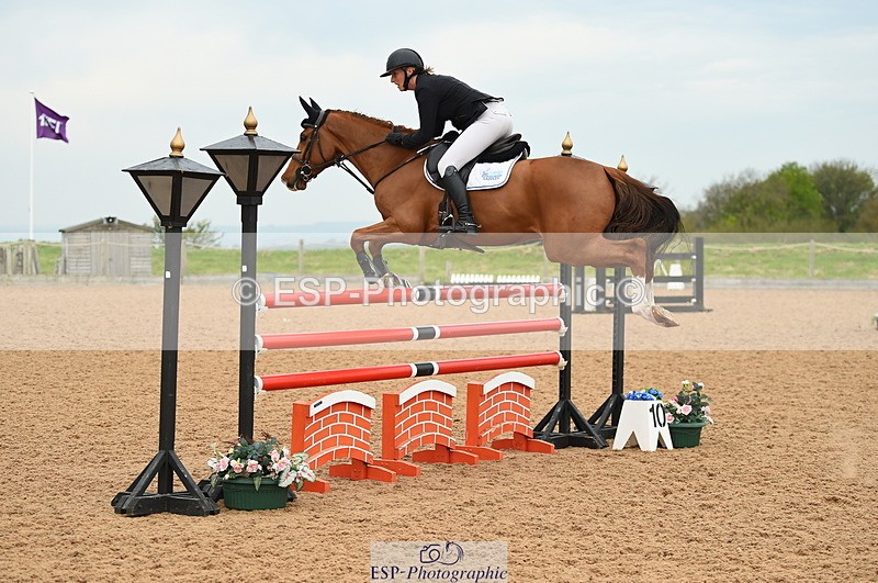 230504A-092920-00370 - Cls 8 Snr Foxhunter