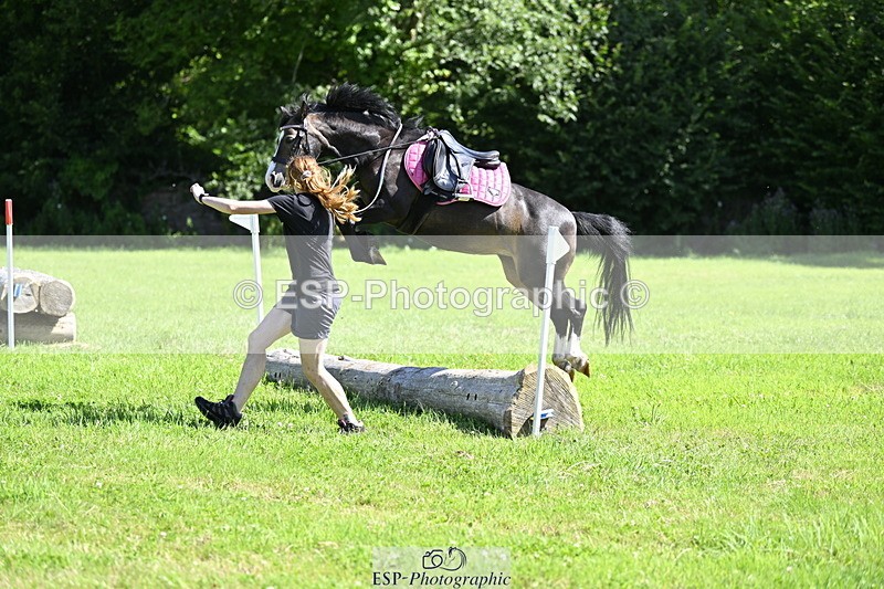 240728B-104143-00672 - Theo's Group XC