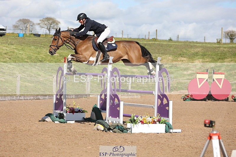 240419A-161043-09209 - Cls 10, 2 Star Big Tour 145cm  15.45 to 16.35 break