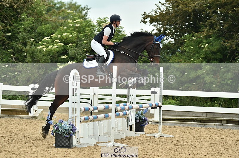 230611A-103624-04702 - Cls 32 85cm Amateur Qualifier