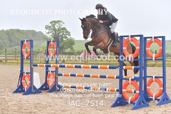 JAC_7514 - CLASS 14  Senior Newcomers/ 1.10m Open