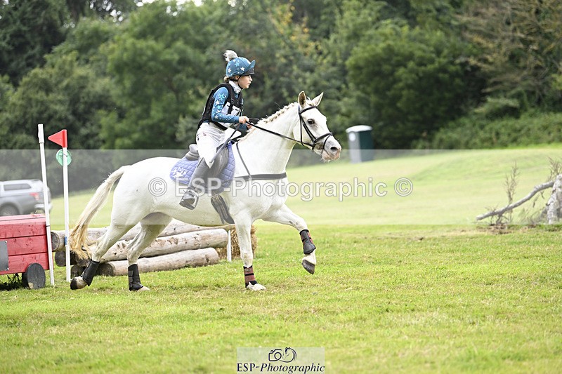 240825X-165741-37648 - 80cm XC 16.30 to 17.30